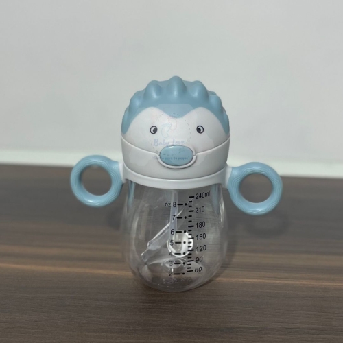 vaso-con-sorbete-de-plastico-libre-de-bpa